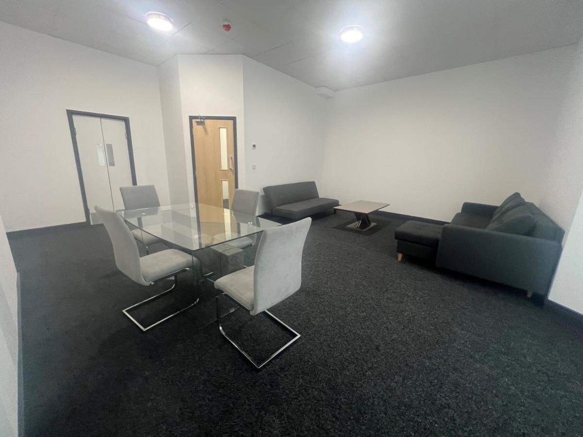 Marlborough Court Hostel Kingston upon Hull Bagian luar foto