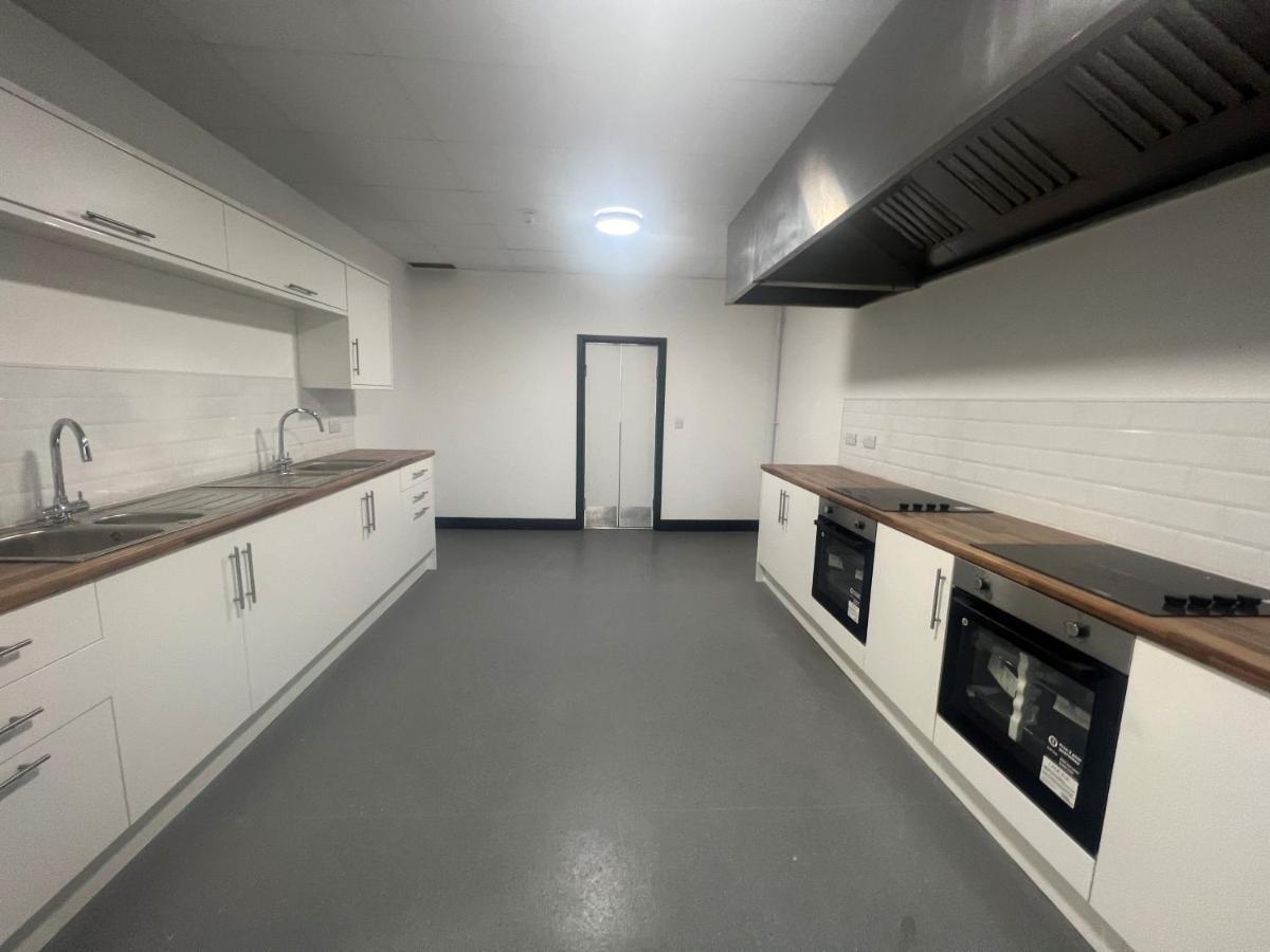 Marlborough Court Hostel Kingston upon Hull Bagian luar foto